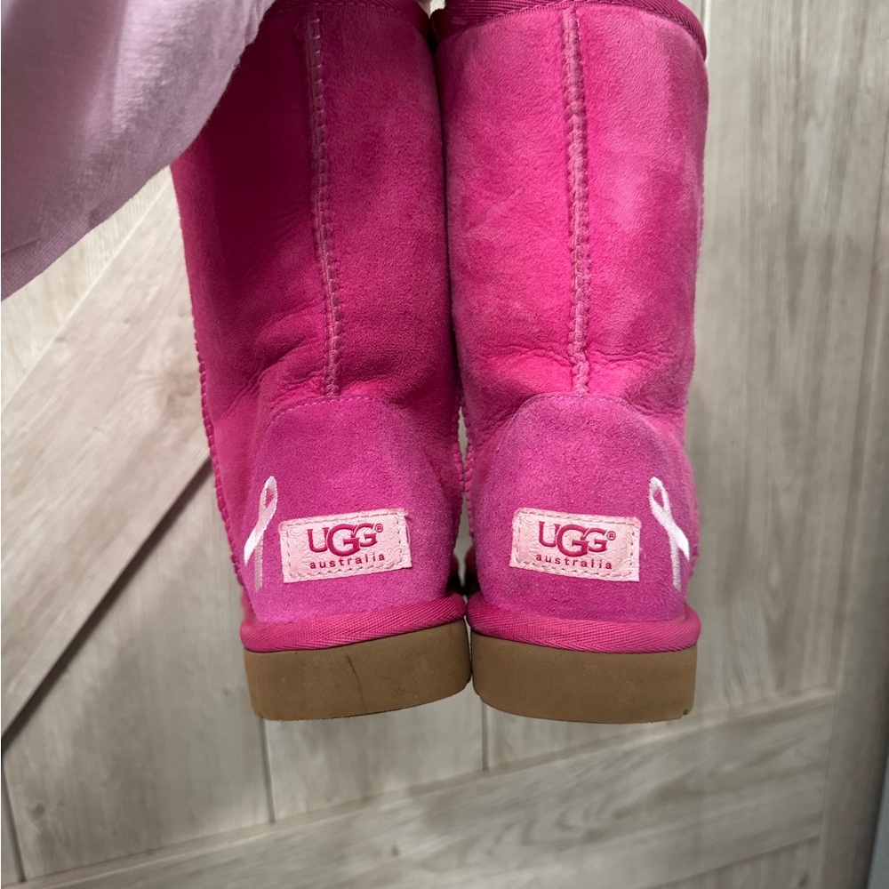 UGG Classic Short boots in raspberry pink
